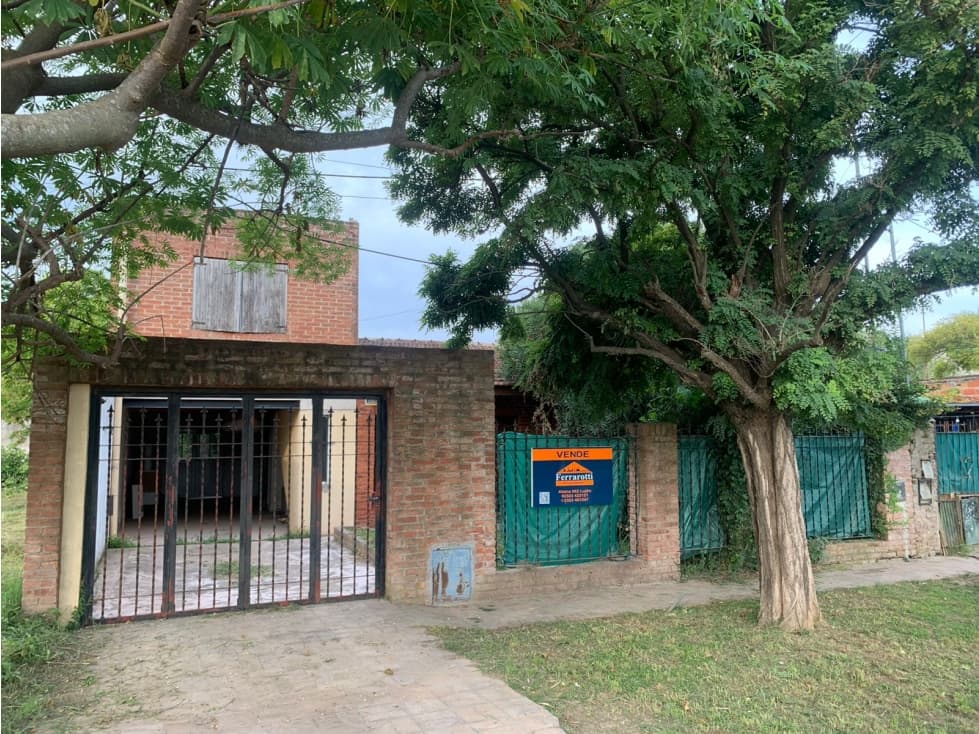 Venta Casa Bº Champagnat, Monjardin 1275 — foto 1
