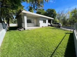 Hermosa casa en venta, 2 dormi, jacuzzi, pileta, parque, San Antonio