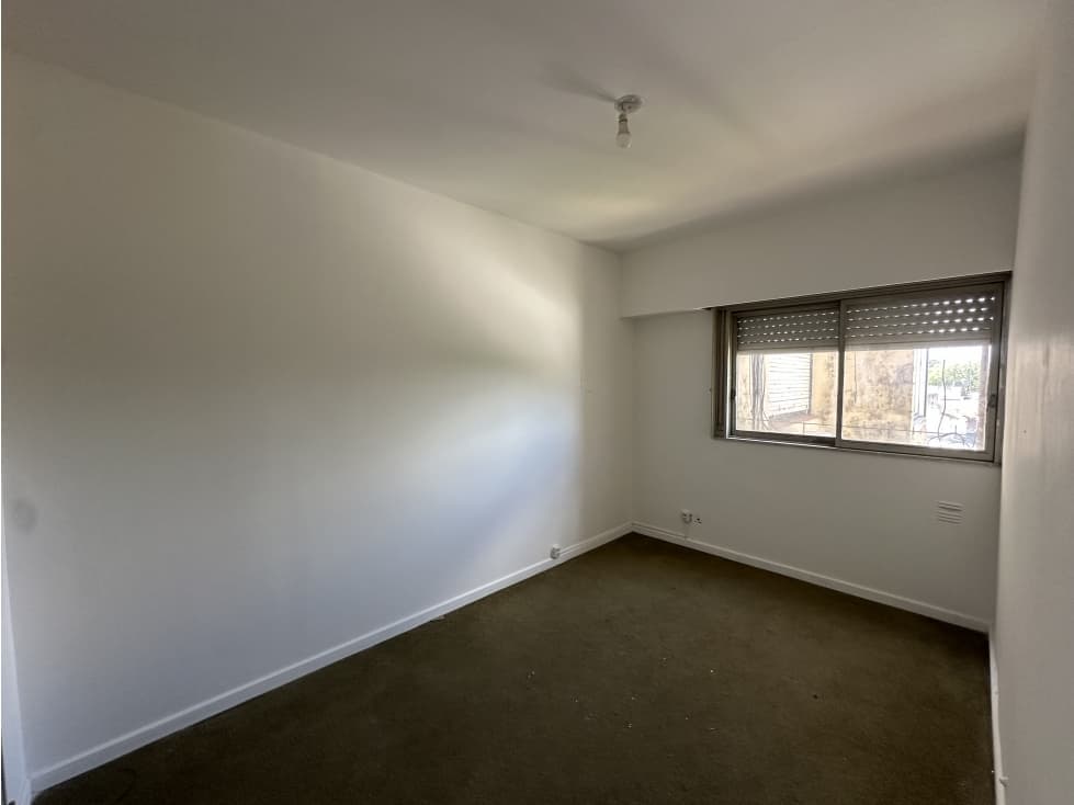 DEPTO VENTA CENTRO LUJÁN — foto 2