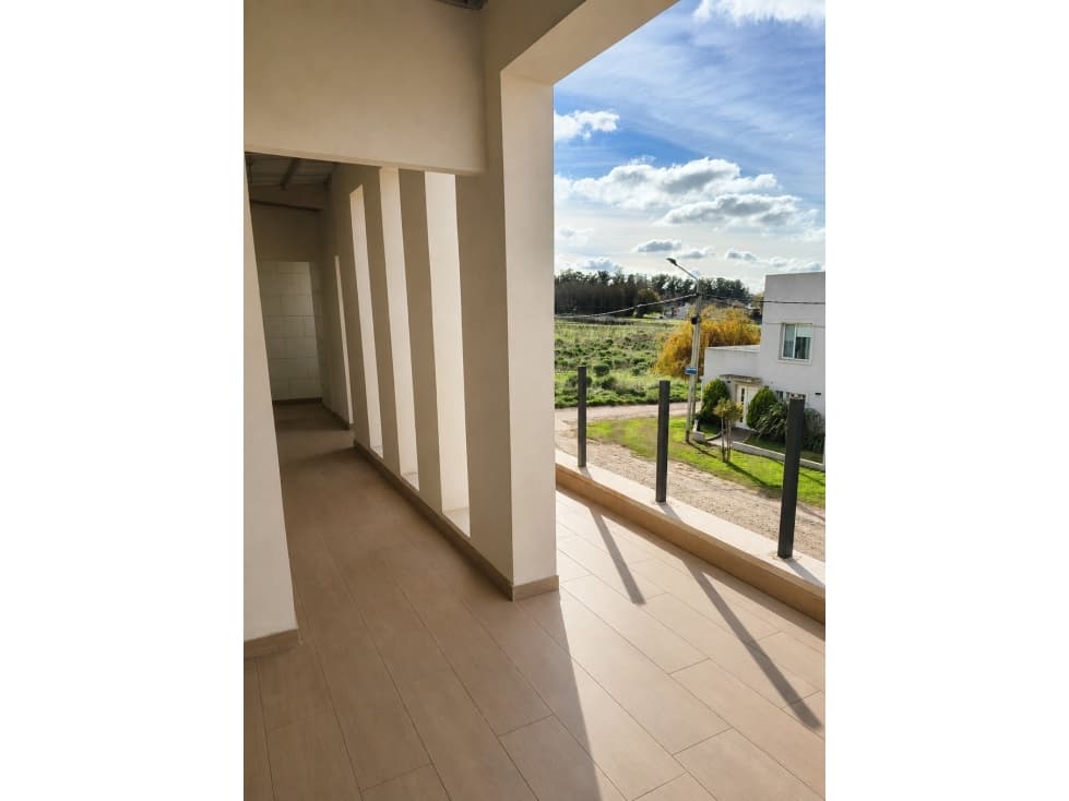 CASA "BARRIO MIRAGE" — foto 2