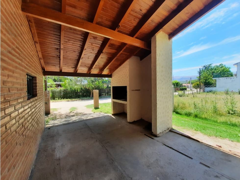 ¡Oportunidad! Casa Familiar con Excelente Ubicación! — foto 4