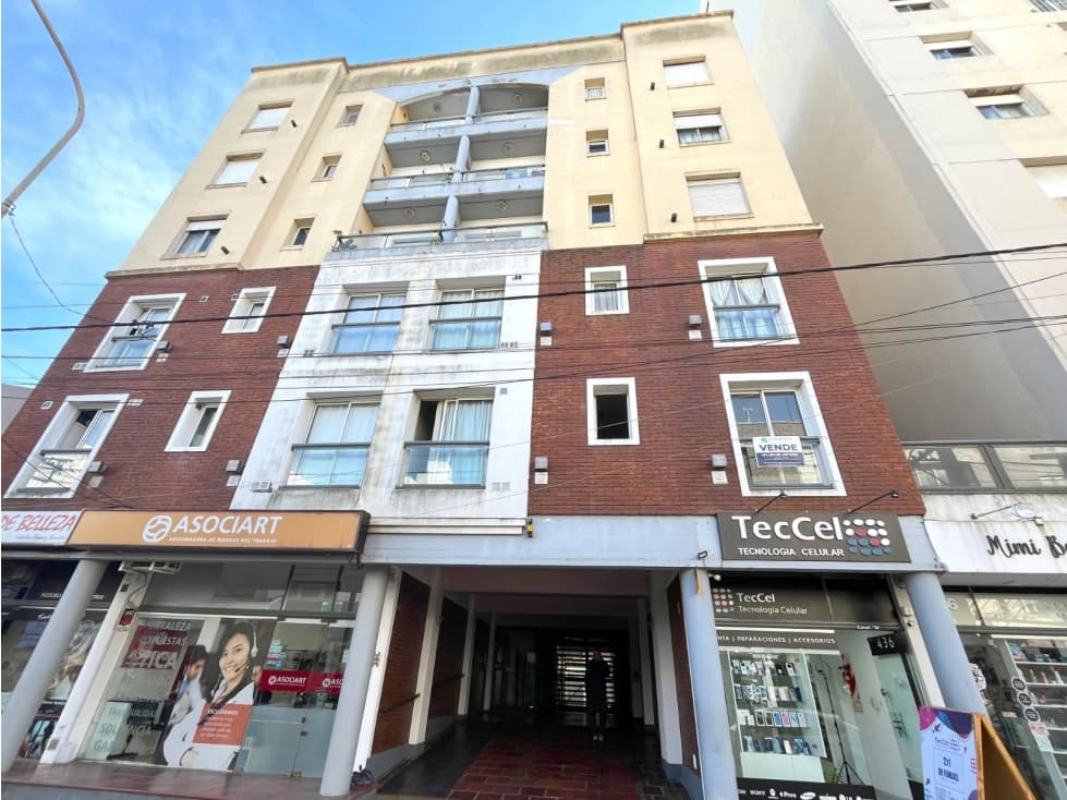 MONOAMBIENTE EN VENTA EN EL CENTRO DE TANDIL — foto 1