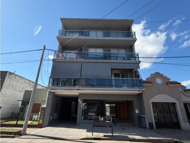 Departamento 3 ambientes + Cochera en Venta. Green Park III