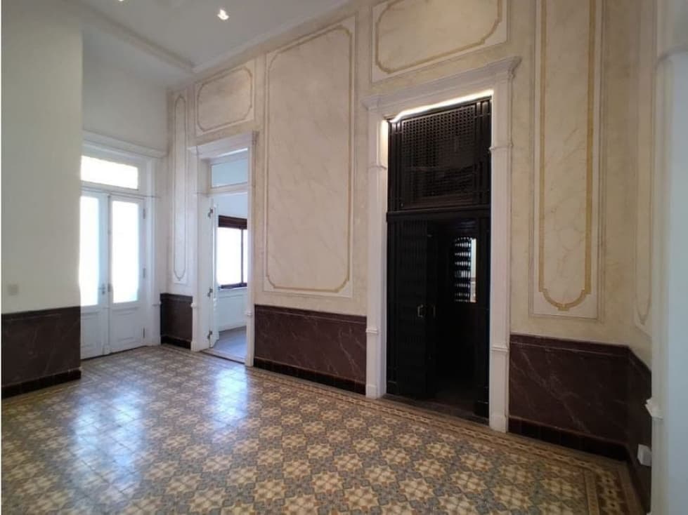 CASONA COLONIAL REMODELADA USO COMERCIAL +12 AMBIENTES B° CENTRO — foto 4