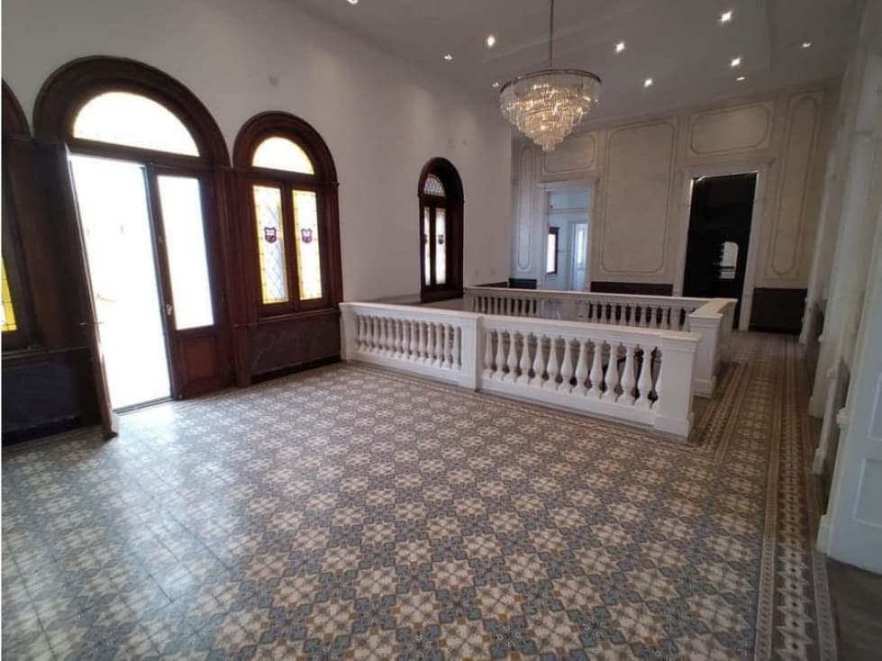 CASONA COLONIAL REMODELADA USO COMERCIAL +12 AMBIENTES B° CENTRO — foto 2