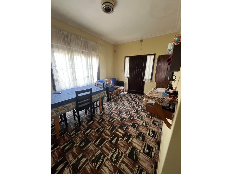 Chalet de 3 ambietes en bernardino rivadavia — foto 3