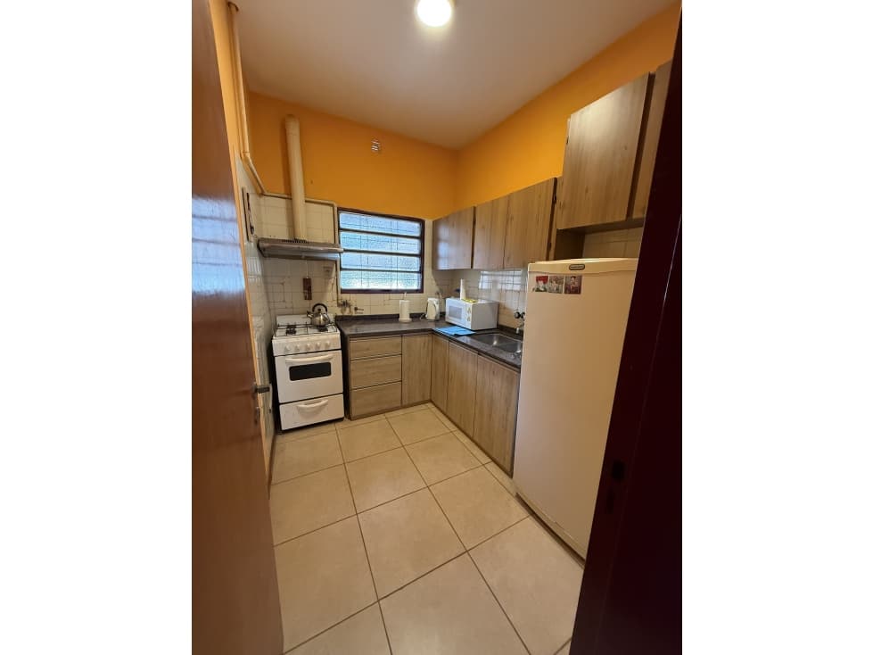 DEPTO CON COCHERA CÉNTRICO 2D BALCÓN — foto 1