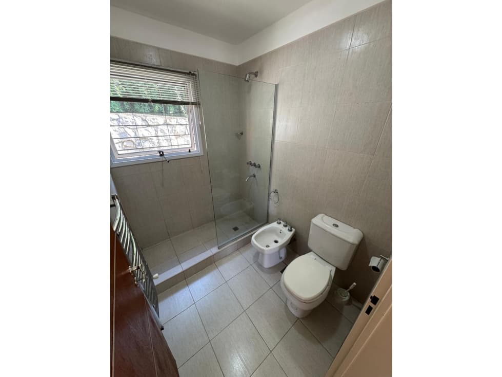 VENTA LA FALDA CASA + 2 DEPARTAMENTOS PROPIEDAD PREMIUM — foto 4