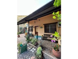 Casa 3 amb, sobre lote propio, Ituzaingo.