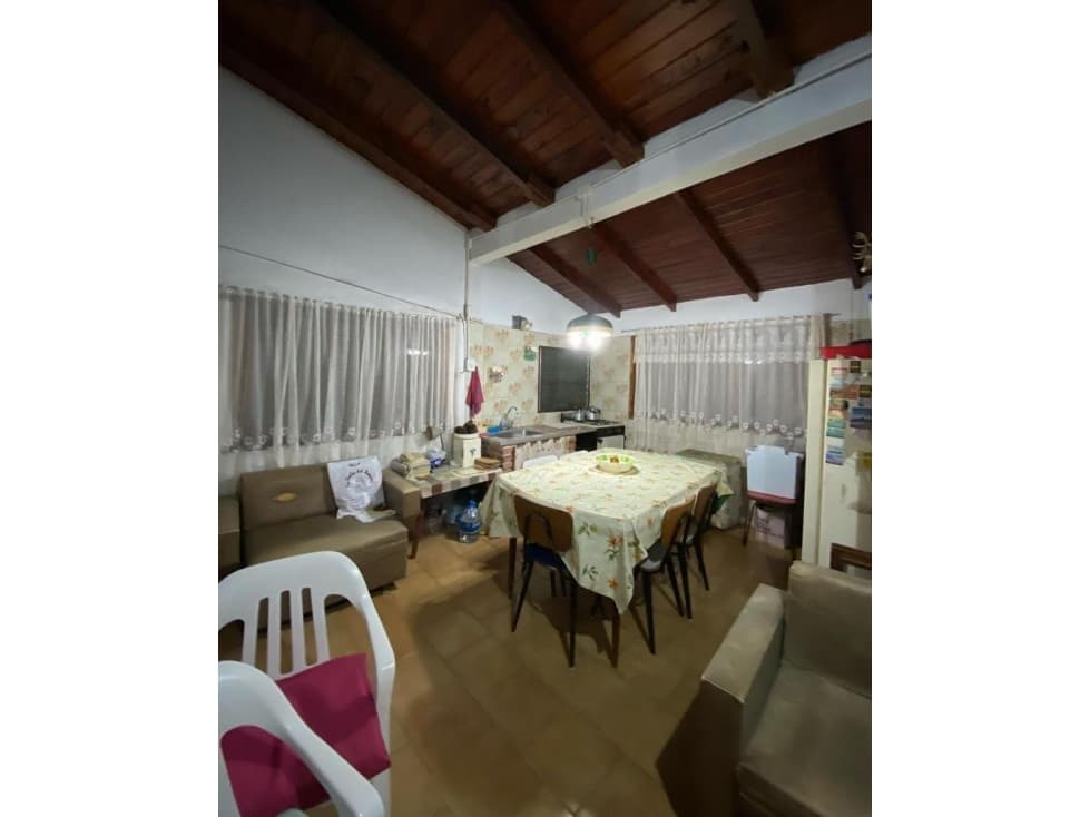 CASA A LA VENTA — foto 2