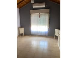 EN VENTA CASA DE DOS HABITACIONES EN BARRIO UNIVERSITARIO TANDIL