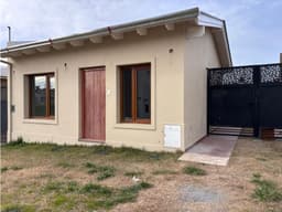 CASA EN VENTA 2 DORMITORIOS A ESTRENAR