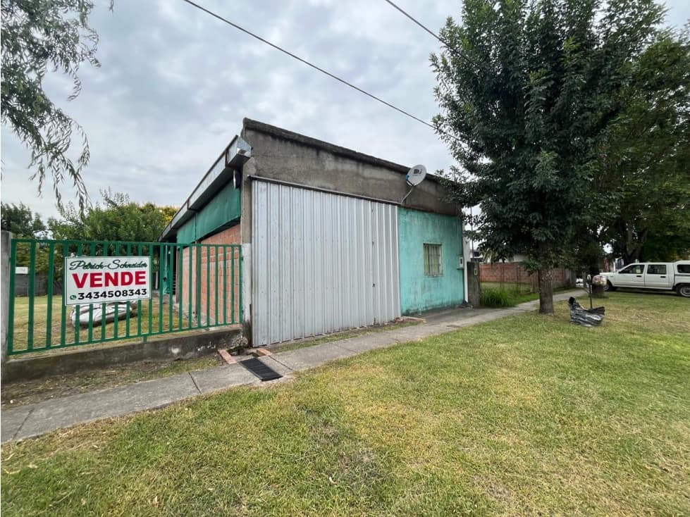 Casa con Galpon en Hasenkamp — foto 1