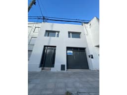 Venta - Casa dos Dormitorios a estrenar Zona Centrica Tandil.