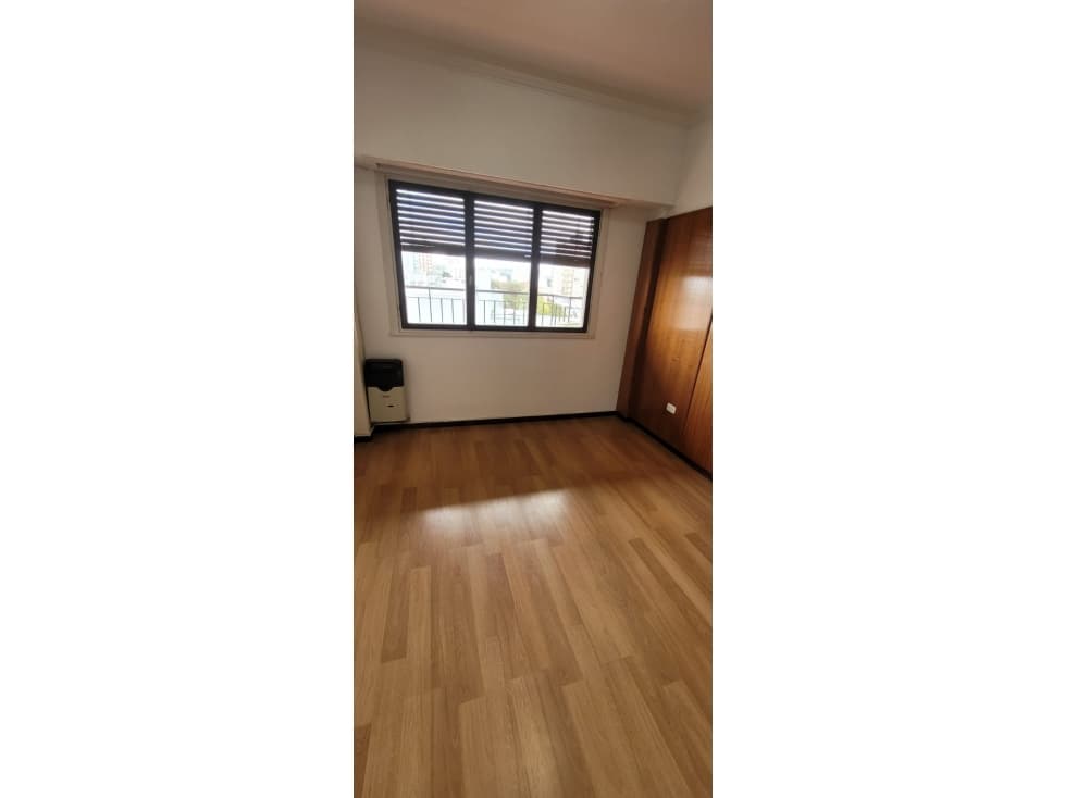 ALQUILER - Departamento céntrico 3 ambientes c/cochera — foto 5