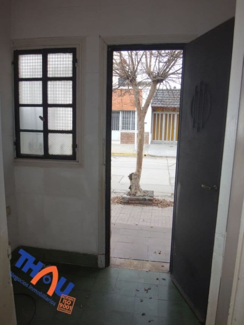 GRAL LOPEZ 1700 - Thau David Adrian — foto 4