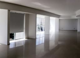 Plaza Italia e/ 7 y Diag. 74 100 - Building Inmobiliaria