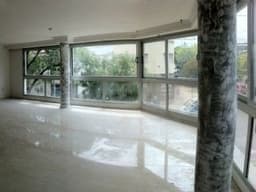 calle 6 esq. 42 400 - Building Inmobiliaria