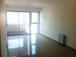 44 e/ 27 y 28 1600 - Building Inmobiliaria