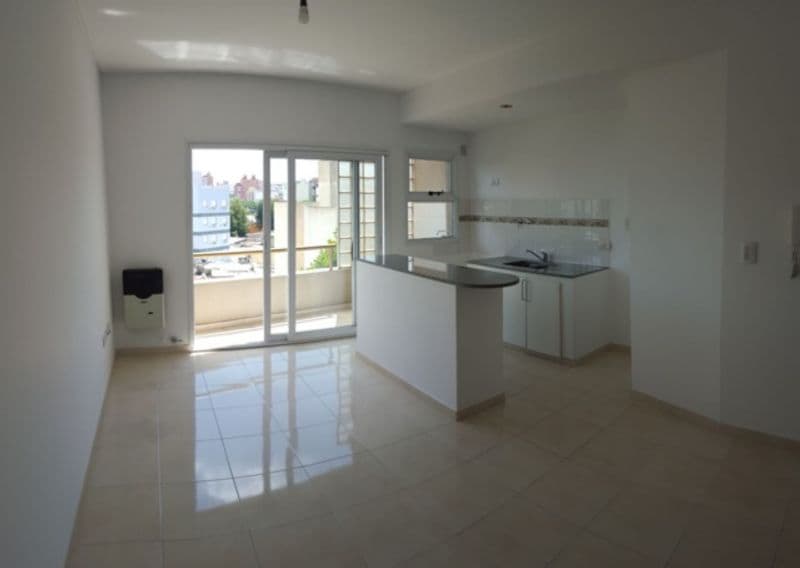 diag 73 2100 - Building Inmobiliaria — foto 2
