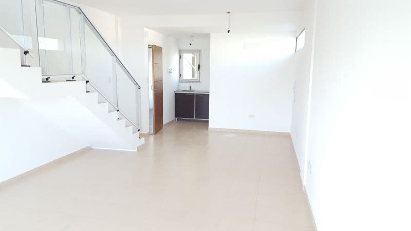 48, 835 e/ 11 y 12 800 - Building Inmobiliaria — foto 3