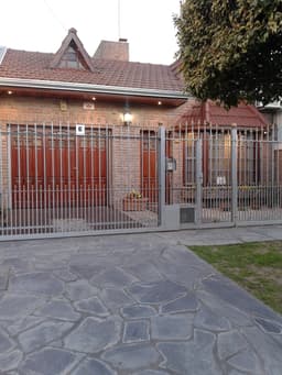calle 43, esquina 139 2200 - Building Inmobiliaria