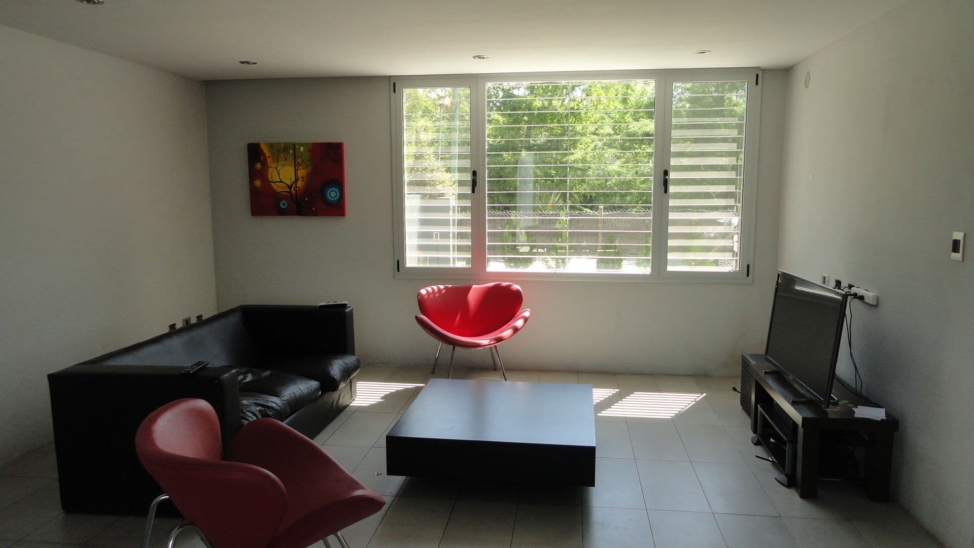 472 E/136 BIS Y 137 4100 - Building Inmobiliaria — foto 2