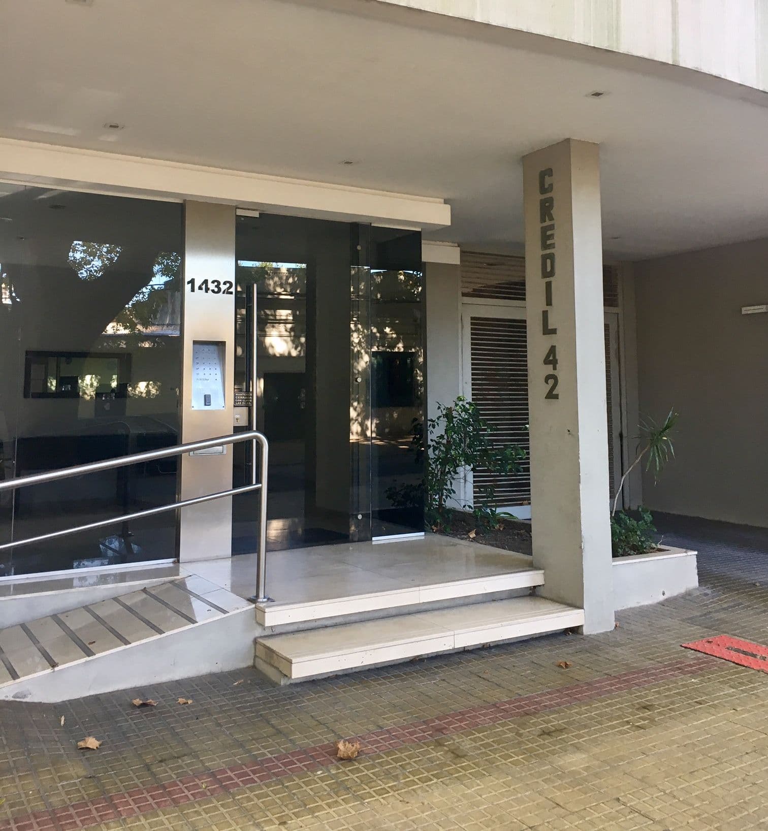 calle 14 e/ 62 y 63 1400 - Building Inmobiliaria — foto 1