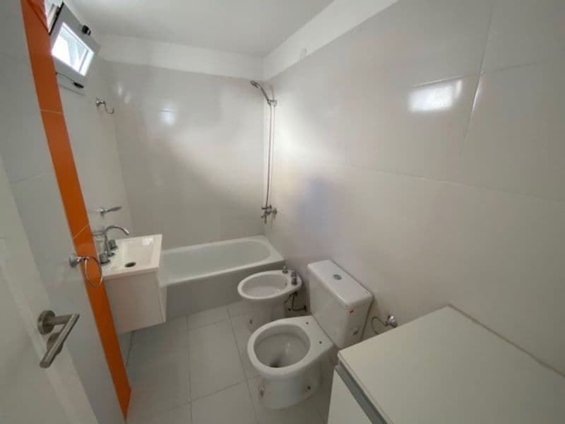 Boulevard 84 e/ 69 y 70 300 - Predovan Propiedades — foto 6