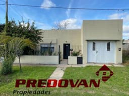 47 e/ 135 y 136 2000 - Predovan Propiedades