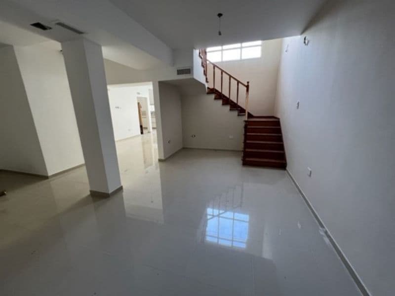 36 e/ 4 y 5 400 - Predovan Propiedades — foto 4