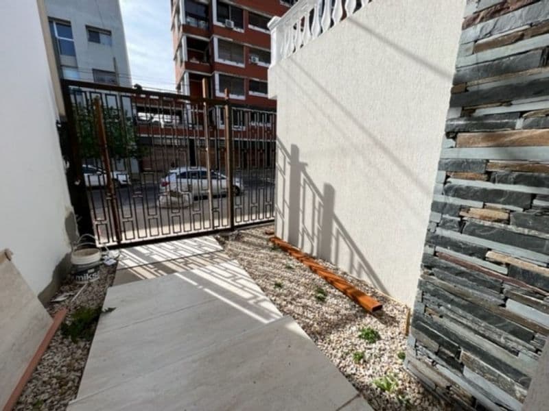 36 e/ 4 y 5 400 - Predovan Propiedades — foto 2