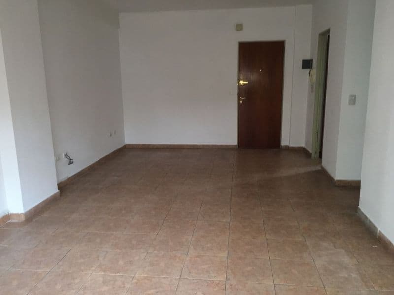 36 e/ 7 y 8 600 - Predovan Propiedades — foto 3