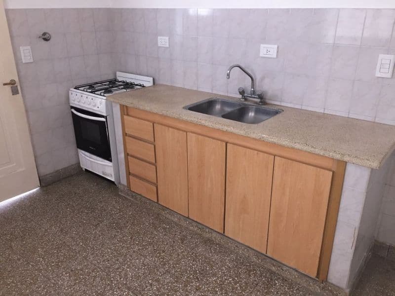 57 e/131 y 32 1800 - Predovan Propiedades — foto 2