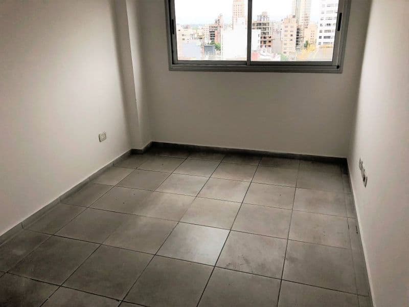 48 e/ 13 y 14 900 - Predovan Propiedades — foto 6
