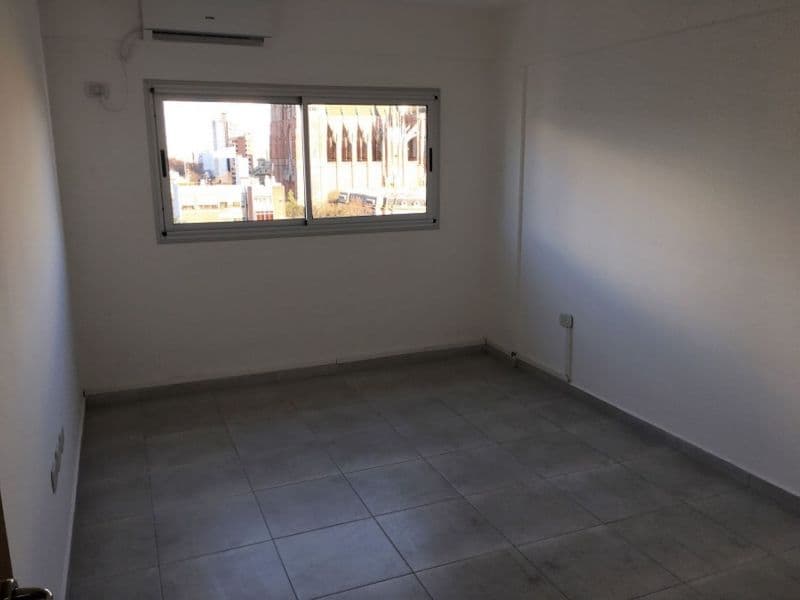 48 e/ 13 y 14 928/900 - Predovan Propiedades — foto 4