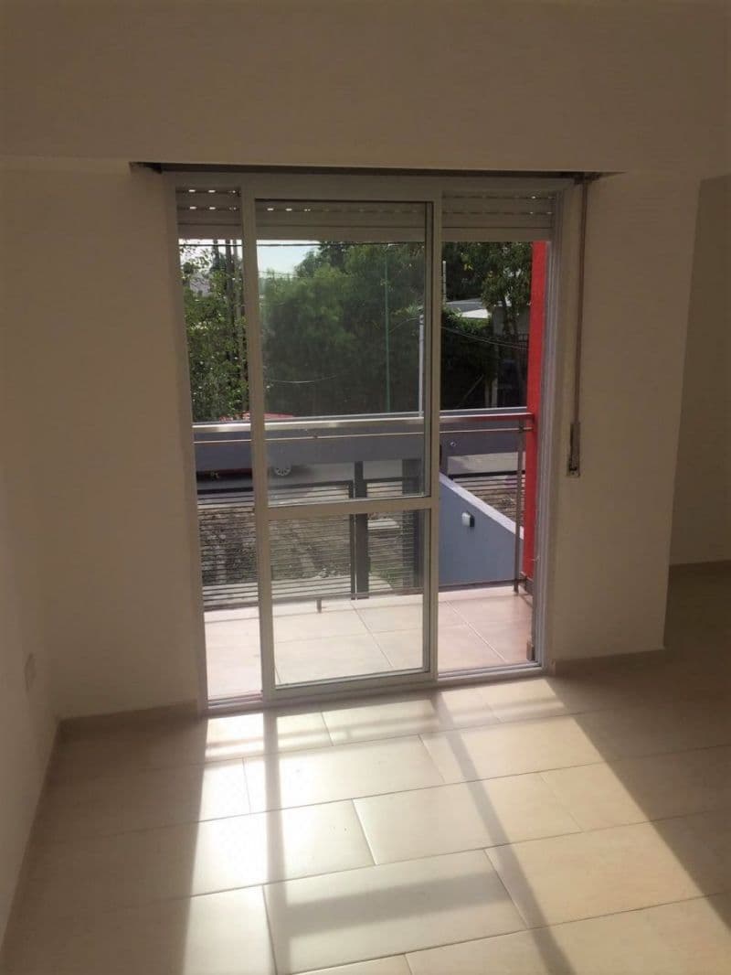 4 e/ 82 y 83 - Predovan Propiedades — foto 8