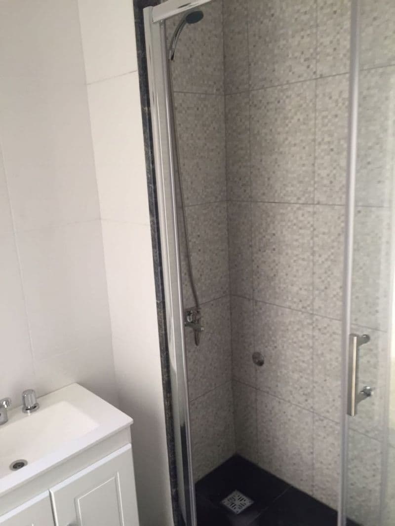 4 e/ 82 y 83 - Predovan Propiedades — foto 5