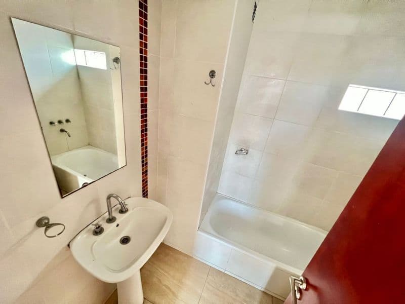 LISANDRO DE LA TORRE 3200 - Sarricchio Bienes Raíces — foto 15