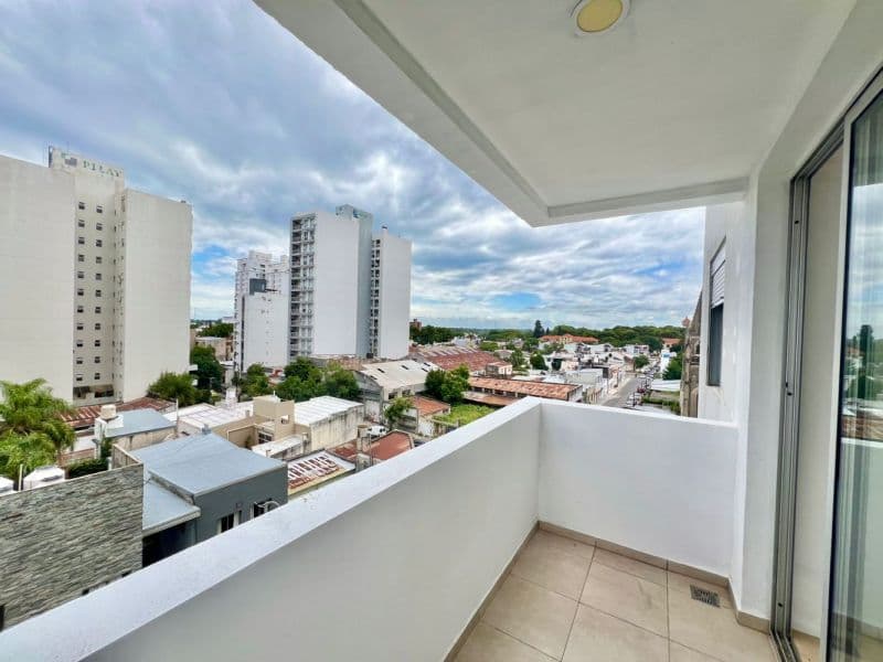 LISANDRO DE LA TORRE 3200 - Sarricchio Bienes Raíces — foto 9