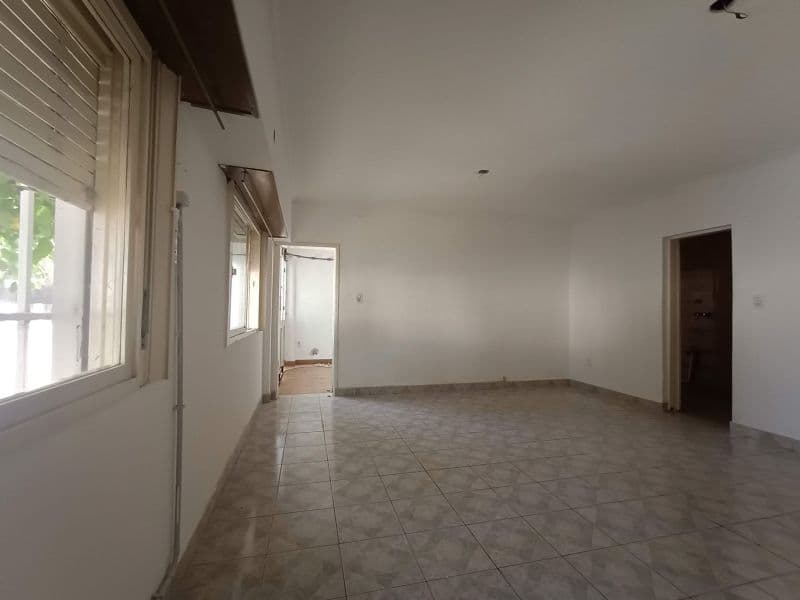 Necochea 7300 - Sarricchio Bienes Raíces — foto 3