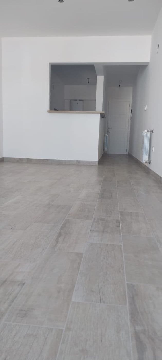 Leguizamon Plaza - Acres Bienes Raíces — foto 2