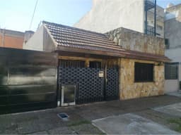 Casa.4amb. Jujuy al 1800.Villa Luzuriaga