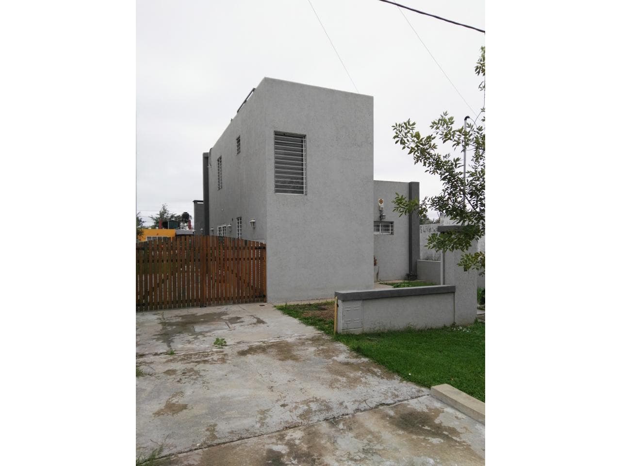 VENTA OPORTUNIDAD CASA ALVEAR — foto 2