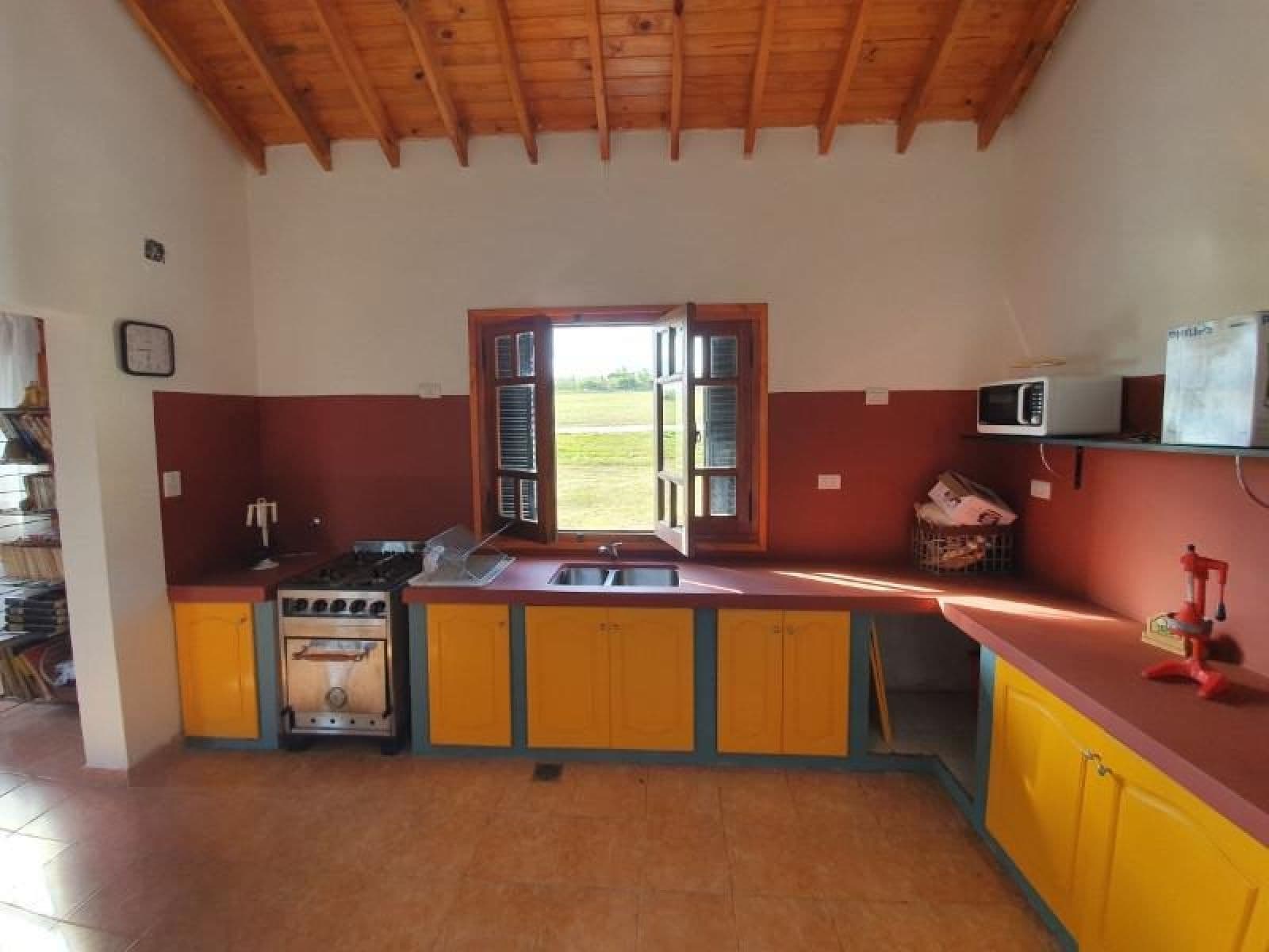 Casa De Tres Dormitorios Con Pileta, Barrio Los Algarrobos — foto 14