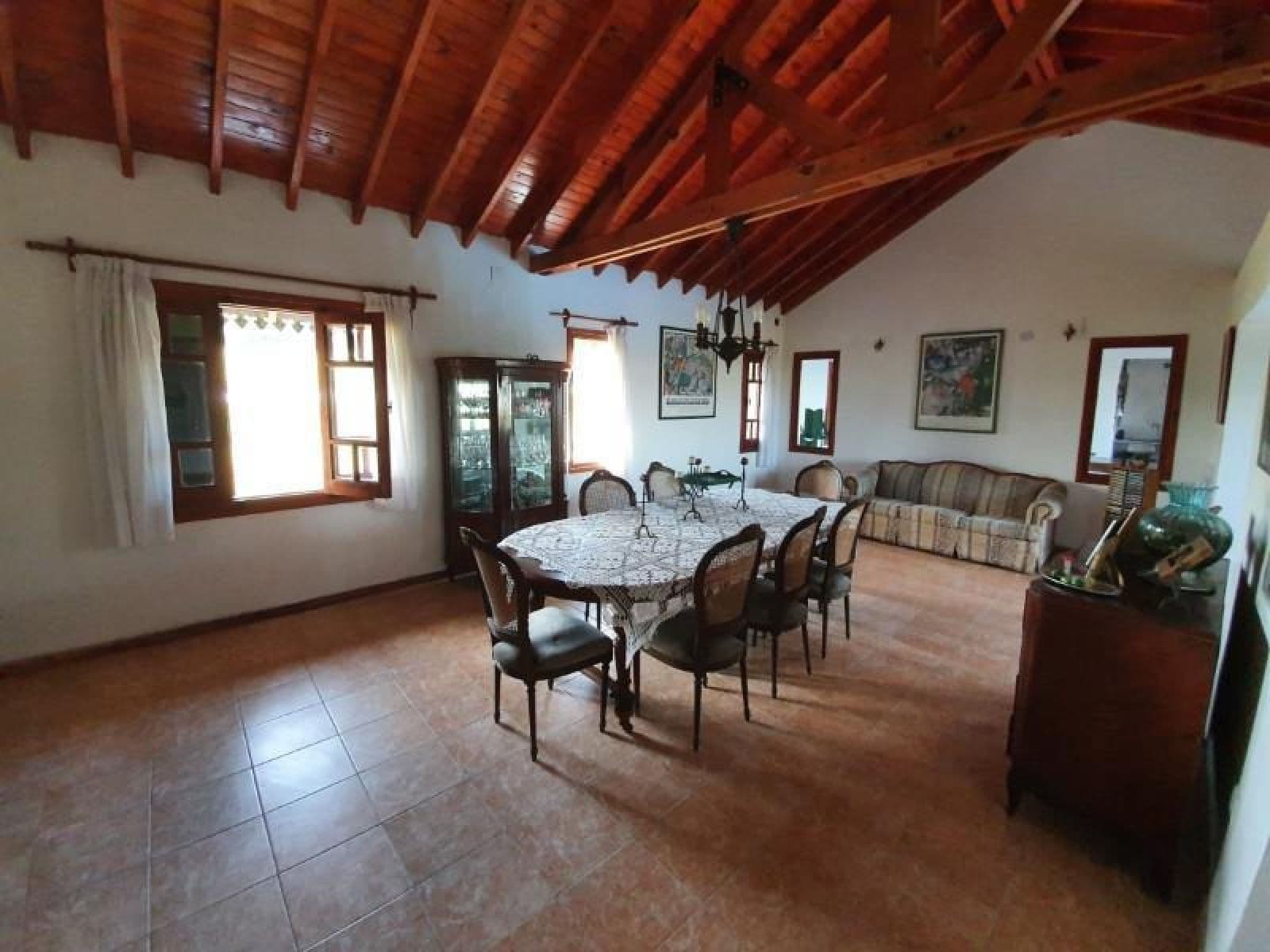 Casa De Tres Dormitorios Con Pileta, Barrio Los Algarrobos — foto 9