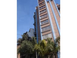 Departamento de 3 amb.terraza exclusiva con quincho y cochera cubierta