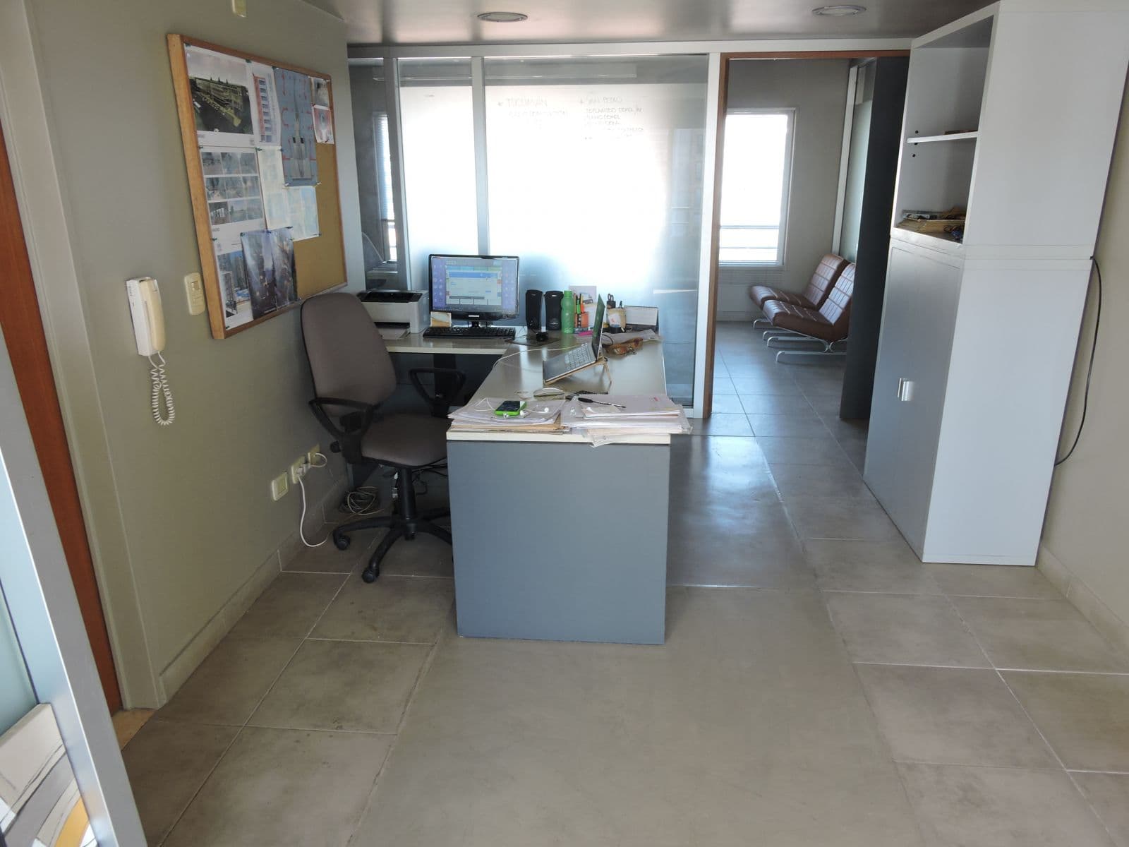 OFICINAS MORON PISO COMPLETO — foto 4