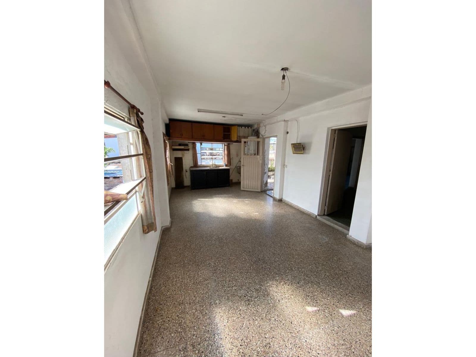 VENTA CASA 2 DORMITORIOS PA A RECICLAR — foto 2