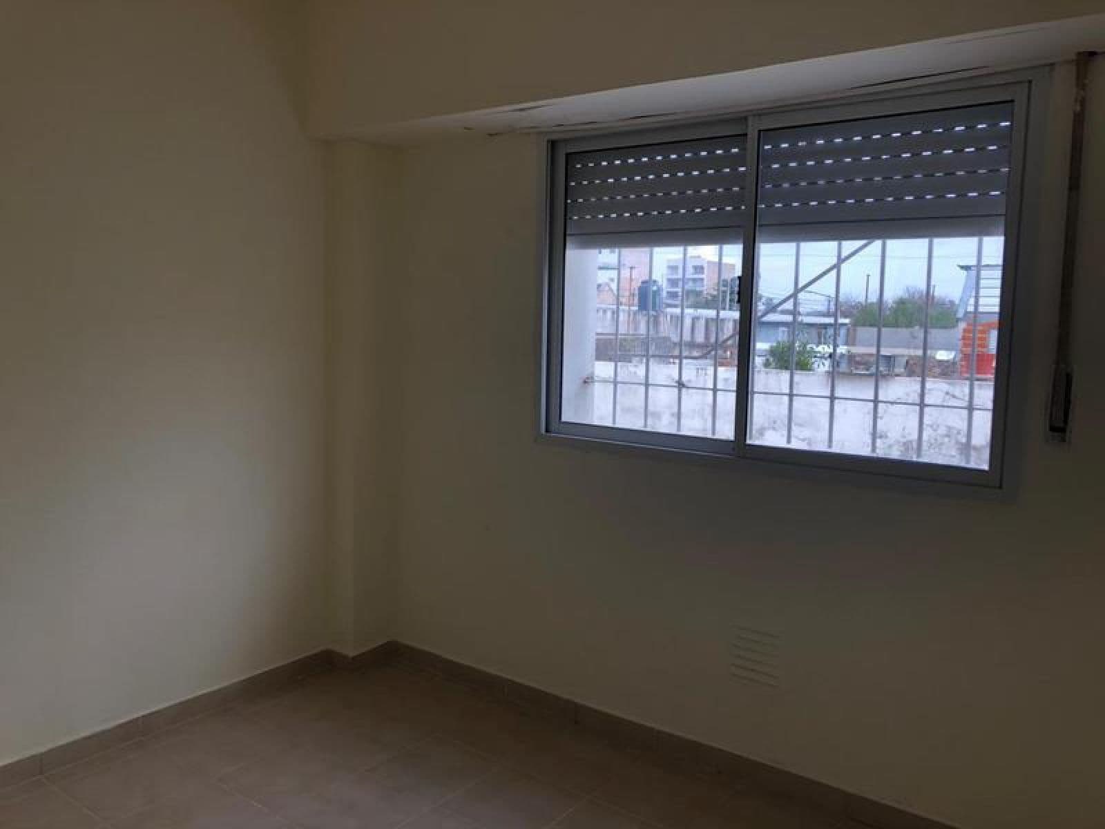 Gral López 1021 Piso 1 Dto C SAN LORENZO — foto 11